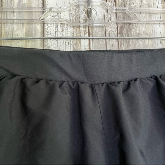 Under Armor Classic Black & Blue Fly By Shorts - Picture 5 of 6